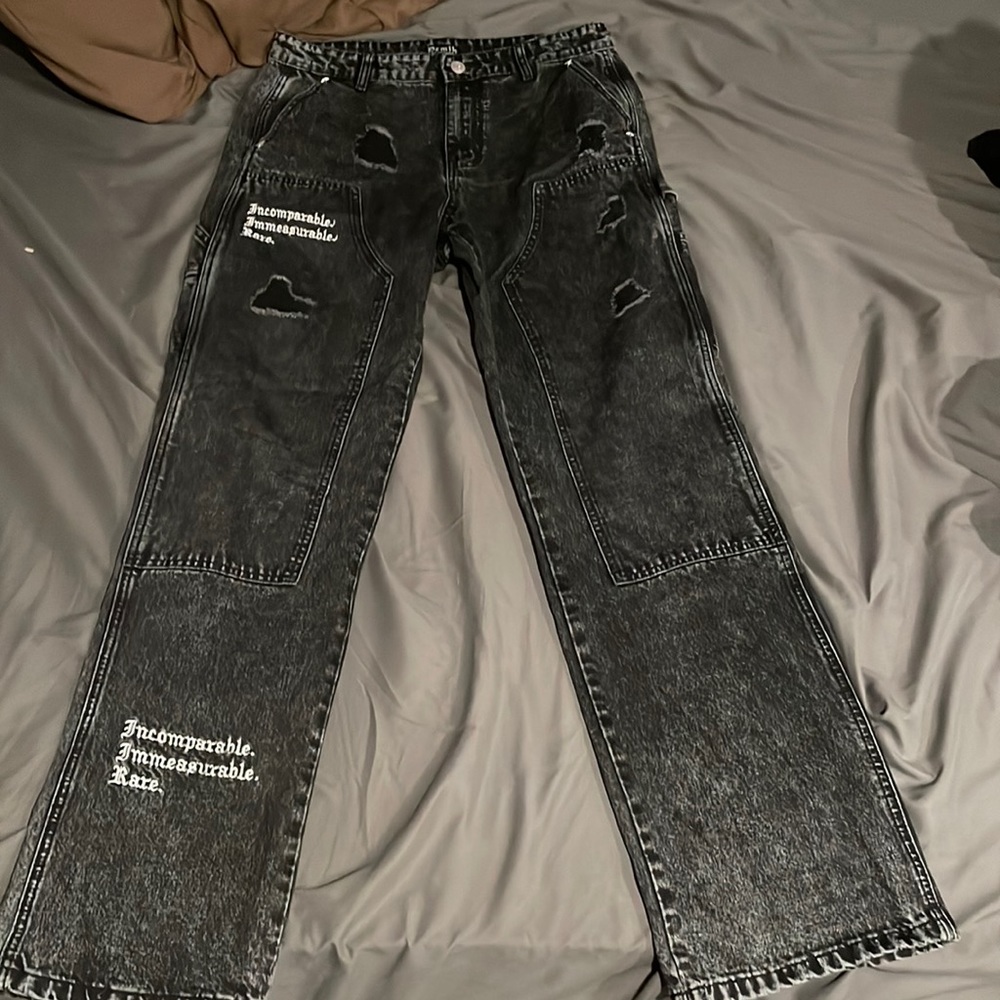 Black cargo pants size 34